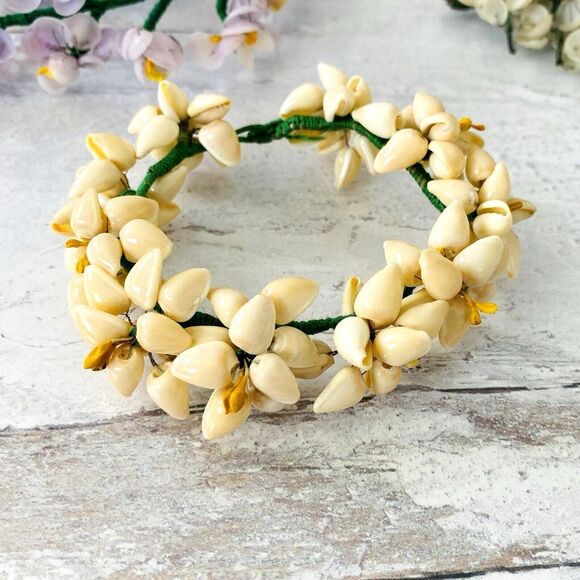 Vintage Millinery Bridal Flowers Lot Picks Bouquets Tiaras Hand Made Tiny Shells - Picture 16 of 16